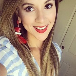 Meet your Posher, Coral